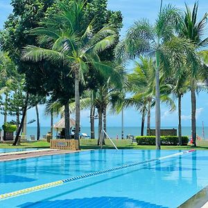 Dolphin Bay Resort SHA-EXTRA PLUS HOTEL